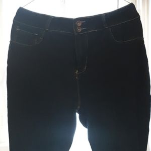 As seen on Buzzfeed. One size fits all jeans.